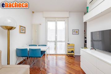 appartamento in vendita a Milano in zona Famagosta