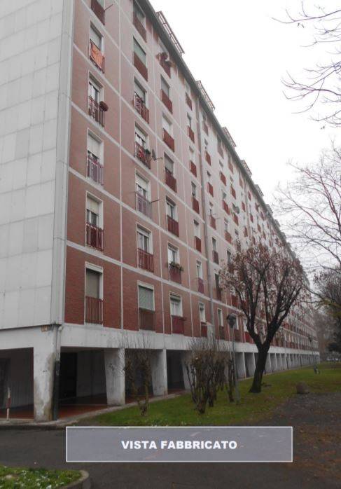 appartamento in vendita a Milano in zona Famagosta