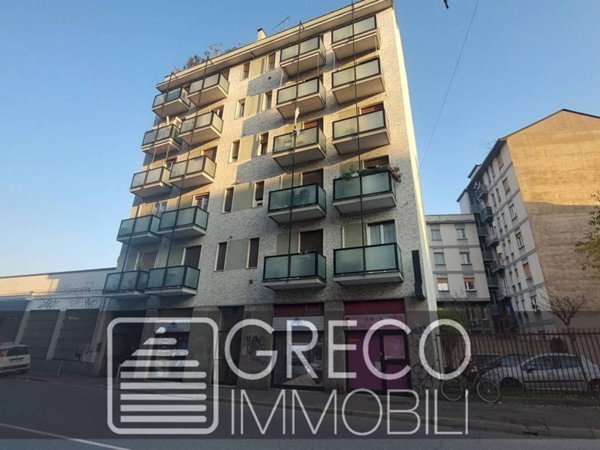 negozio in vendita a Milano in zona Niguarda