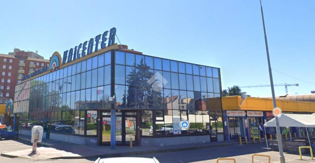 negozio in vendita a Milano in zona Bovisasca
