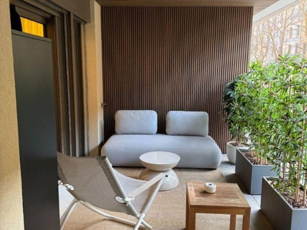 appartamento in vendita a Milano in zona Porta Garibaldi