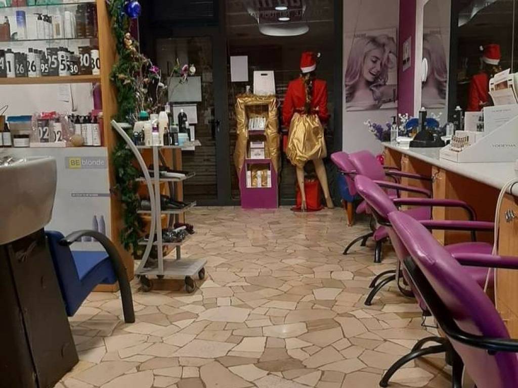 negozio in vendita a Milano
