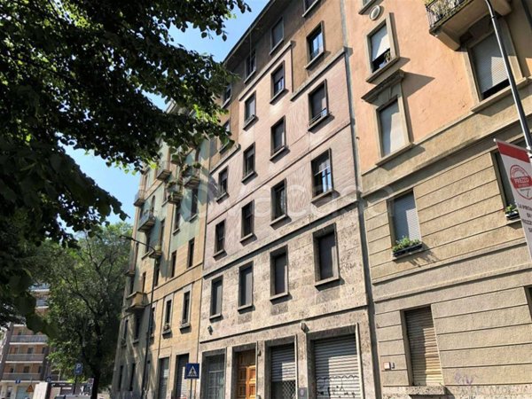 appartamento in vendita a Milano in zona Solari