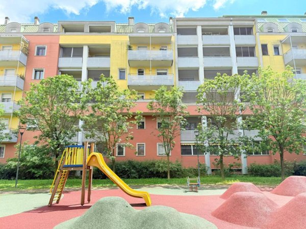 appartamento in vendita a Milano in zona Vigentino