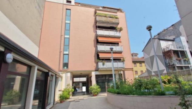 negozio in vendita a Milano in zona Greco