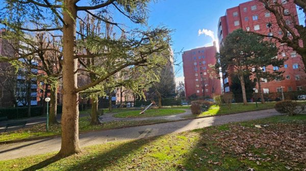 appartamento in vendita a Milano in zona Ronchetto sul Naviglio