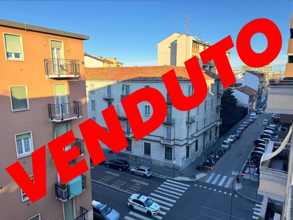 appartamento in vendita a Milano in zona Chiesa Rossa
