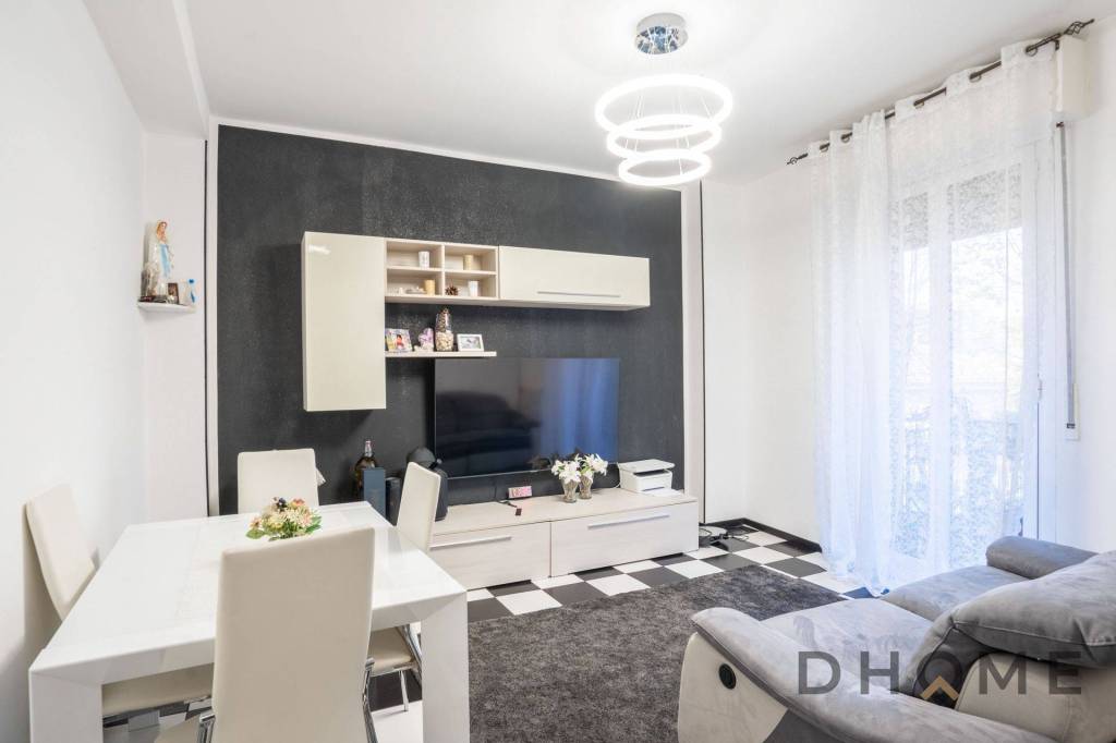 appartamento in vendita a Milano in zona Comasina