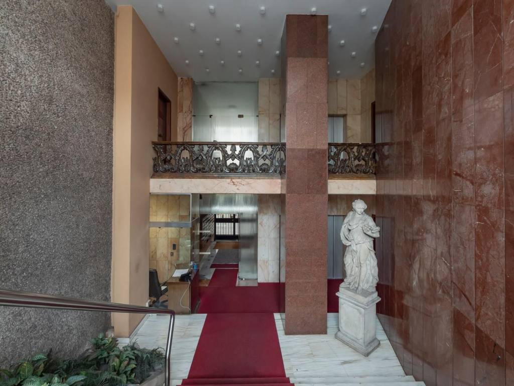 ufficio in vendita a Milano in zona Centro Direzionale