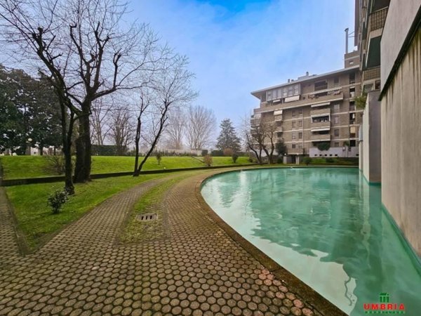 appartamento in vendita a Milano in zona Ronchetto sul Naviglio
