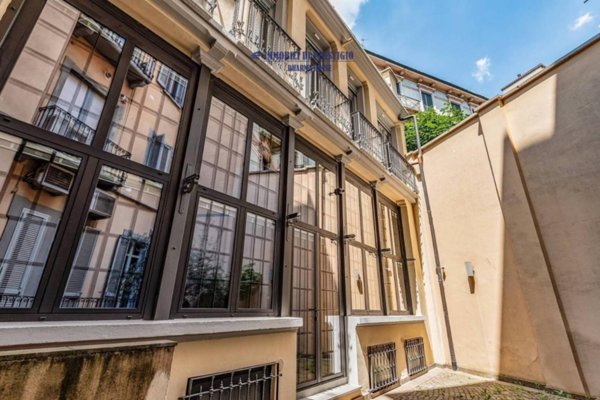 casa indipendente in vendita a Milano