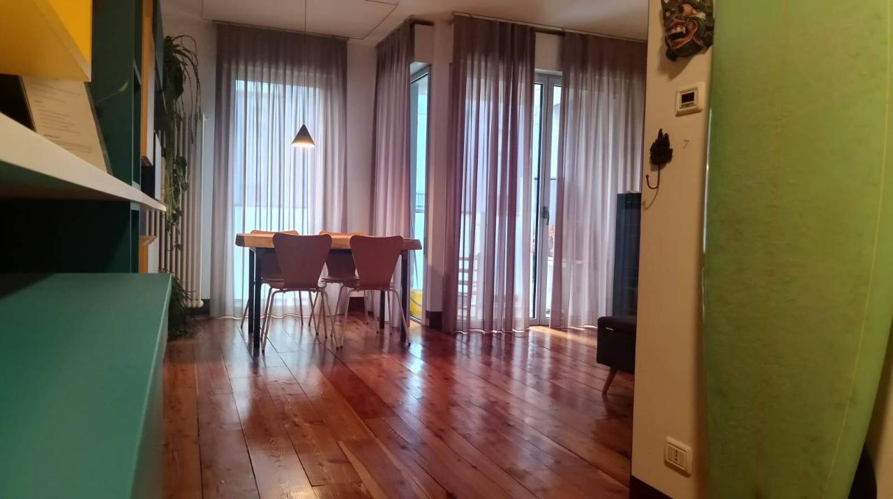 appartamento in vendita a Milano in zona Famagosta