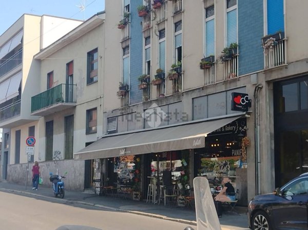 negozio in vendita a Milano in zona Crescenzago