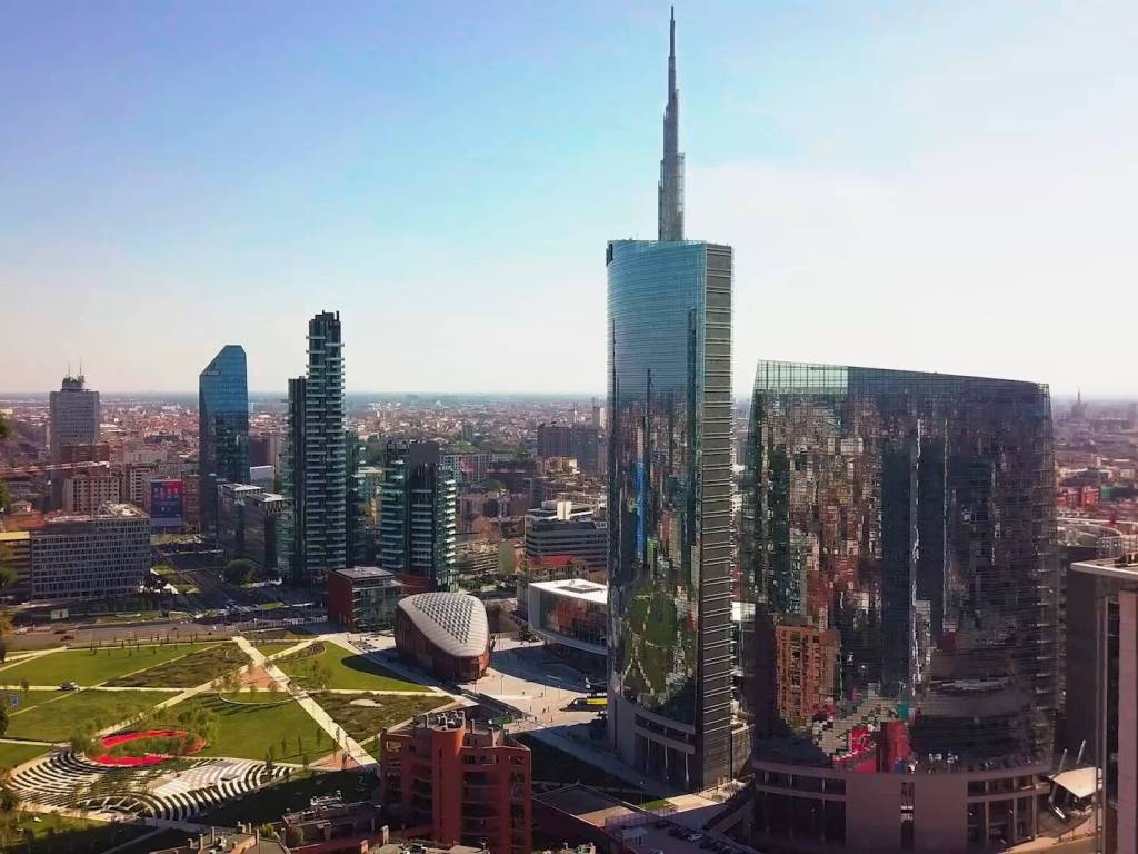 intera palazzina in vendita a Milano in zona Sempione