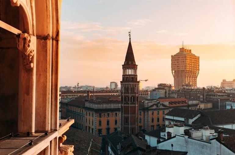 intera palazzina in vendita a Milano