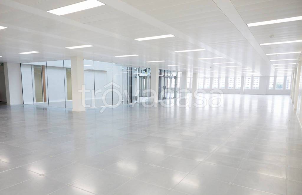 intera palazzina in vendita a Milano in zona Forlanini