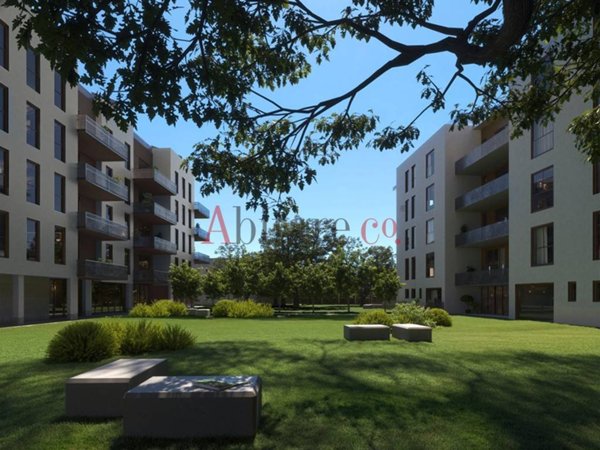 appartamento in vendita a Milano in zona Adriano