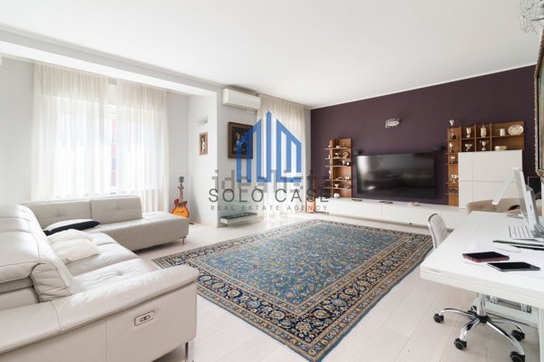 appartamento in vendita a Milano in zona Città Studi