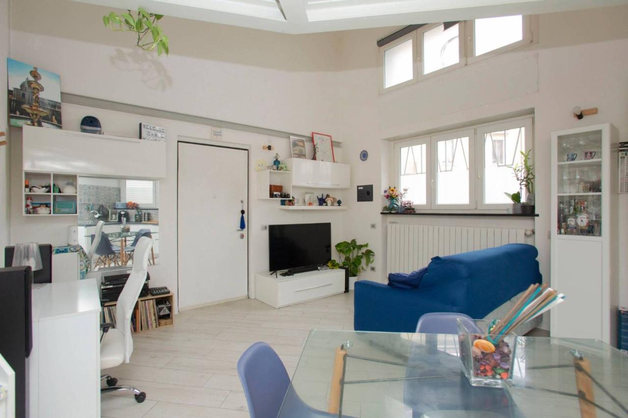 appartamento in vendita a Milano in zona Piazzale Lodi