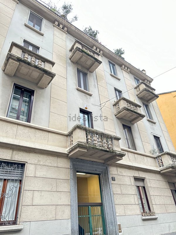 appartamento in vendita a Milano in zona XXII Marzo