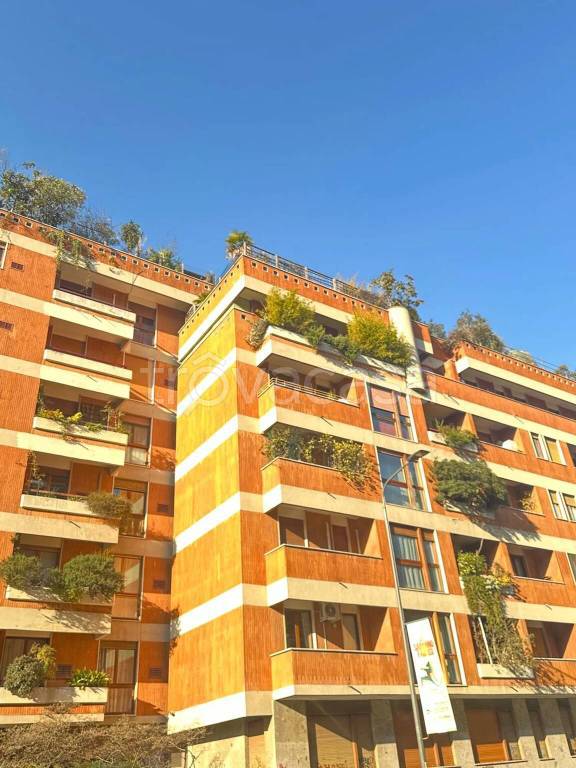 appartamento in vendita a Milano in zona Cinque Giornate