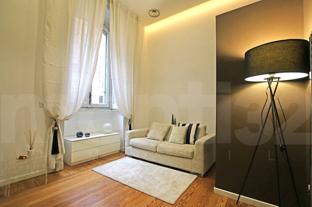 appartamento in vendita a Milano in zona Cadorna