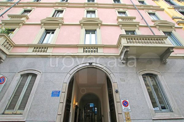 appartamento in vendita a Milano in zona Cadorna