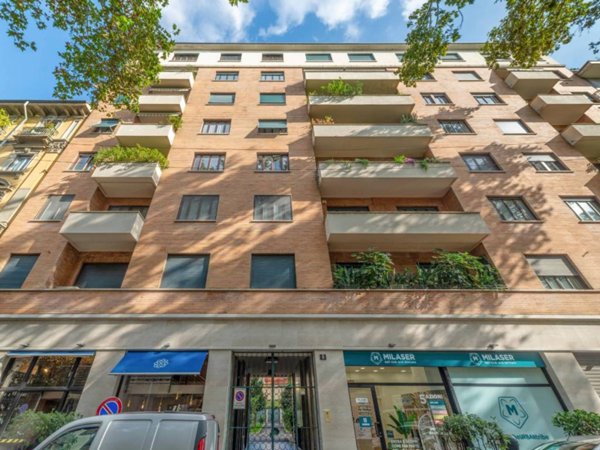 appartamento in vendita a Milano in zona XXII Marzo