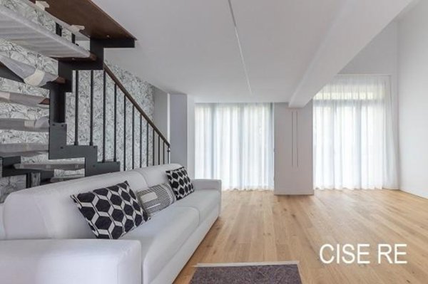 appartamento in vendita a Milano in zona Porta Romana