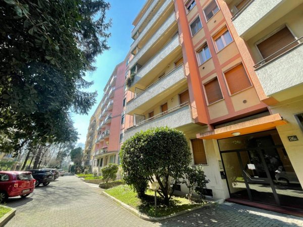 appartamento in vendita a Milano in zona Bocconi