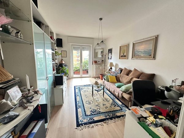 appartamento in vendita a Milano in zona Lorenteggio