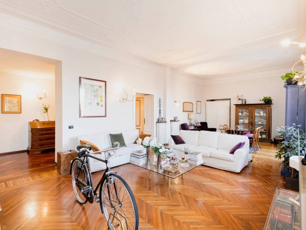appartamento in vendita a Milano in zona Porta Venezia