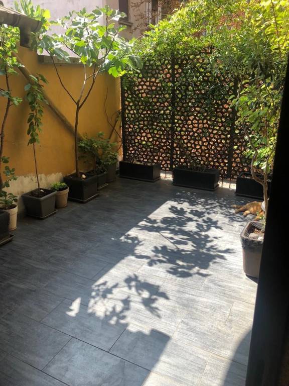 appartamento in vendita a Milano in zona Loreto