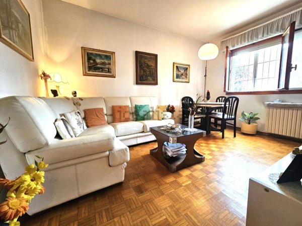 appartamento in vendita a Milano in zona Gratosoglio