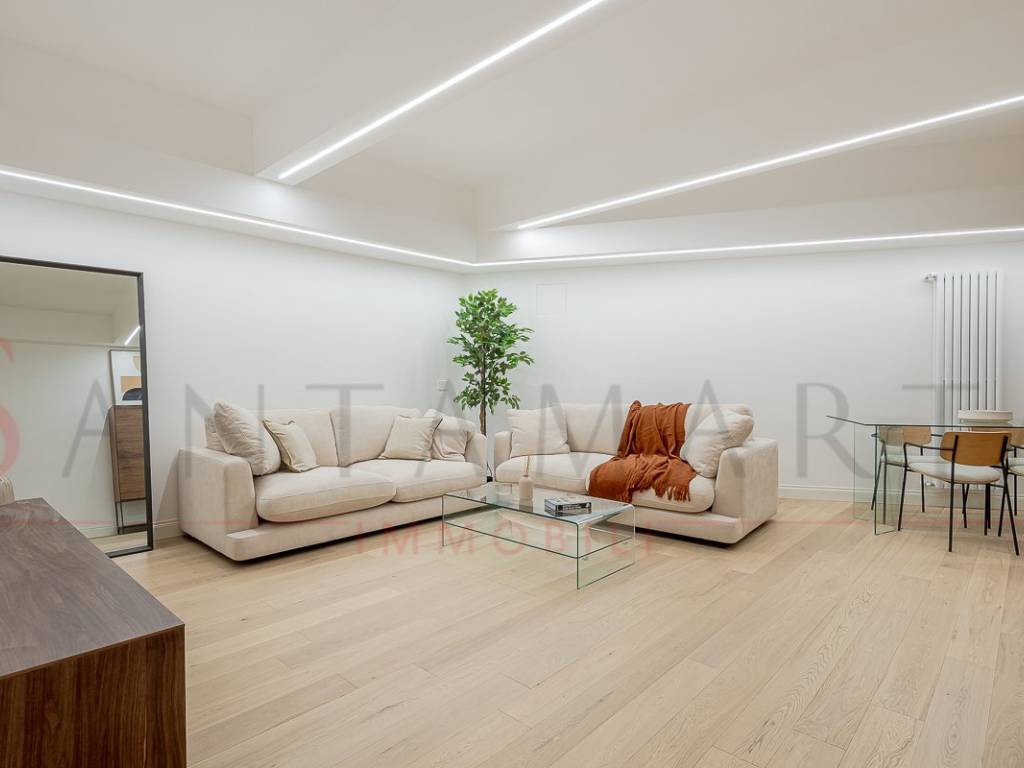 appartamento in vendita a Milano in zona Solari