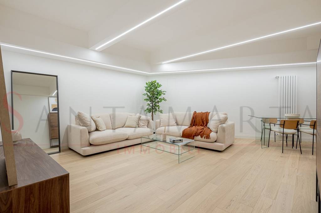 appartamento in vendita a Milano in zona Solari