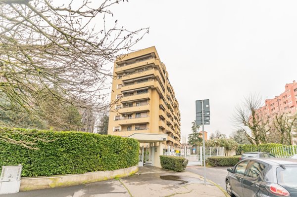 appartamento in vendita a Milano in zona QT8
