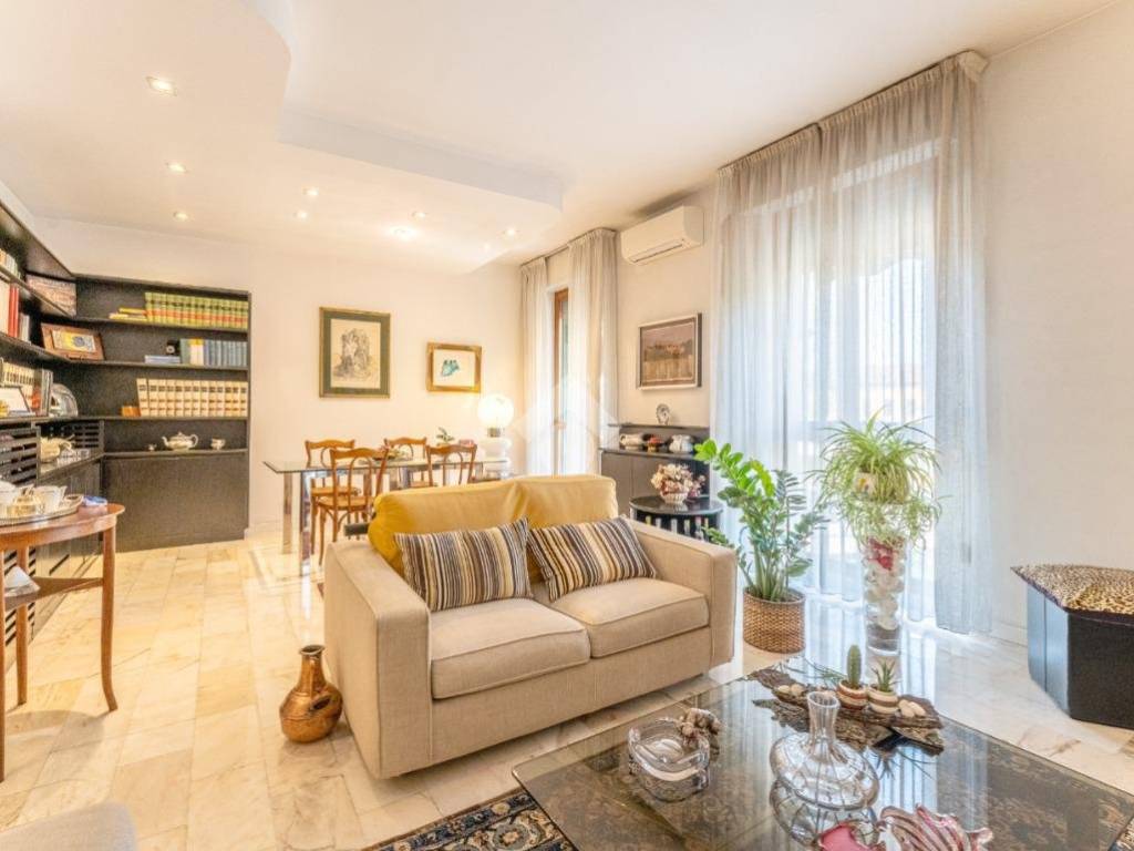 appartamento in vendita a Milano in zona Bovisa