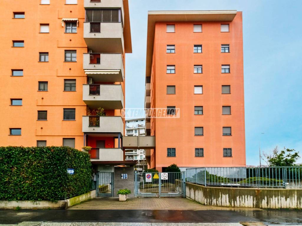 appartamento in vendita a Milano in zona Rogoredo