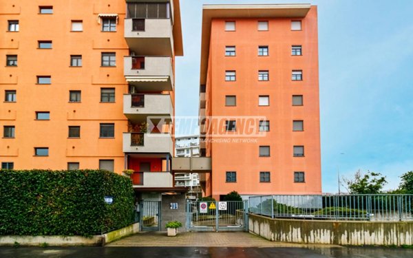 appartamento in vendita a Milano in zona Rogoredo