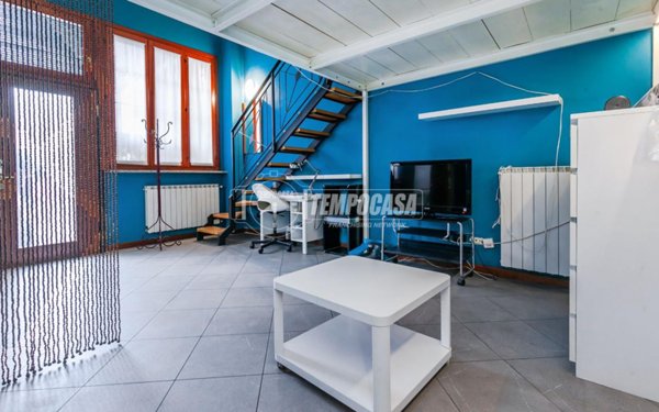 appartamento in vendita a Milano in zona Bovisa
