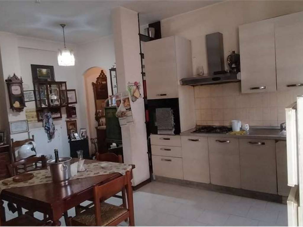 appartamento in vendita a Milano in zona Muggiano