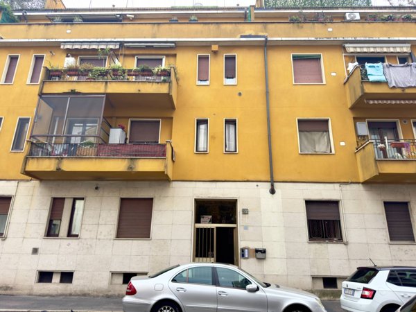 appartamento in vendita a Milano in zona Gorla