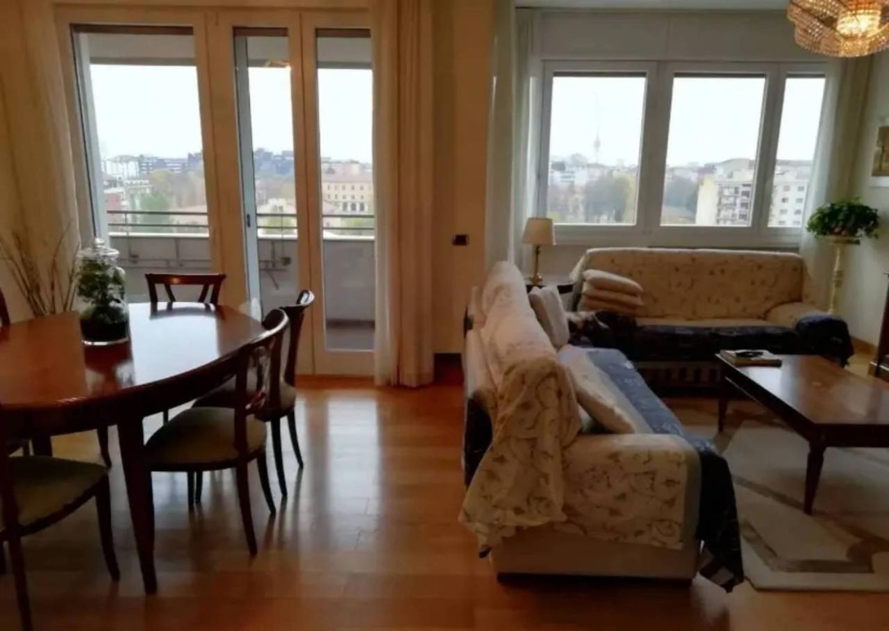 appartamento in vendita a Milano in zona Cagnola