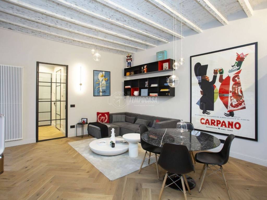 appartamento in vendita a Milano in zona Sempione