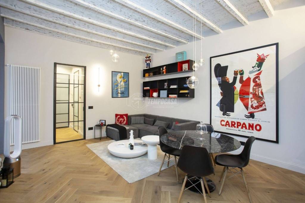 appartamento in vendita a Milano in zona Sempione