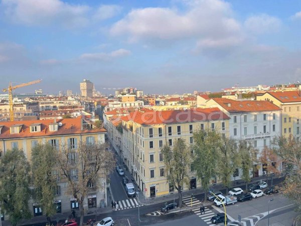 appartamento in vendita a Milano in zona Bocconi