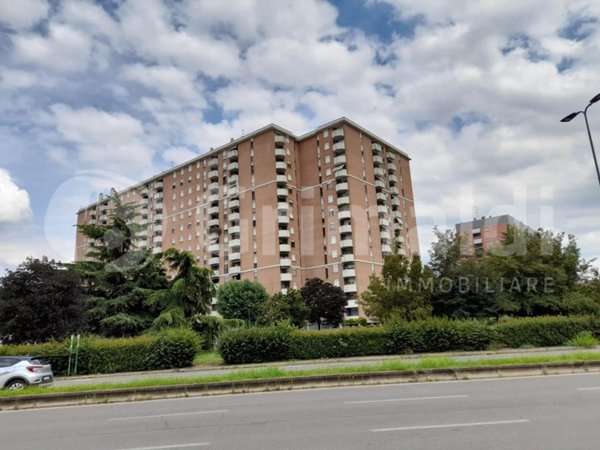 appartamento in vendita a Milano in zona Chiesa Rossa