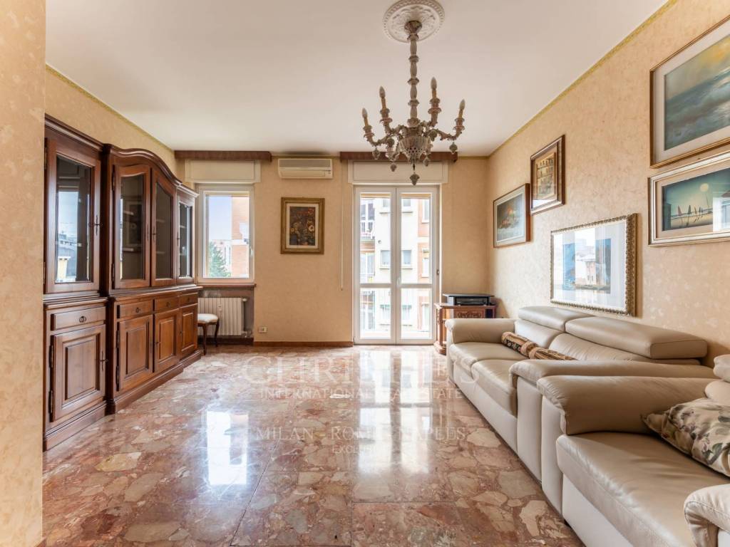 appartamento in vendita a Milano in zona Vigentino