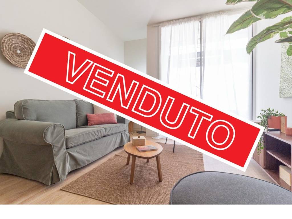 appartamento in vendita a Milano in zona Vigentino